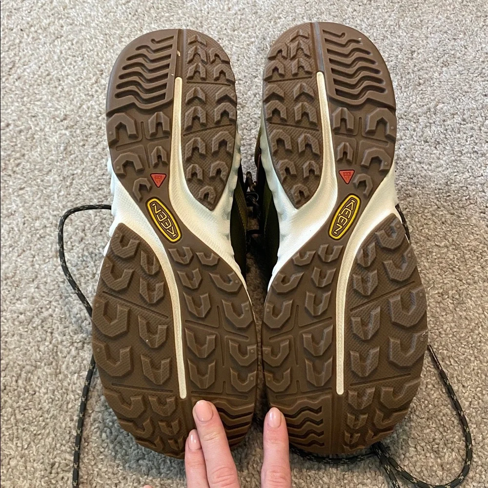 Keen Olive and Brown Lace-Up Trail Boots - Picture 4 of 5